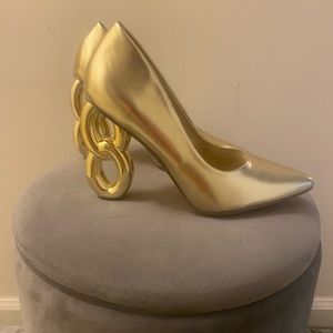 Gold chain heels. New with box